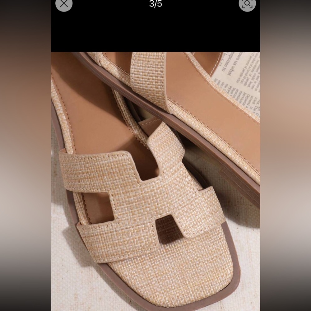 Sandals - Picture 3 of 4